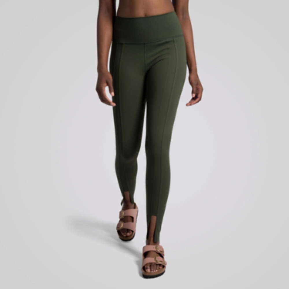 NWOT Epoque Evolution Orion Legging II Deep Olive Green Active Casual Women’s XS